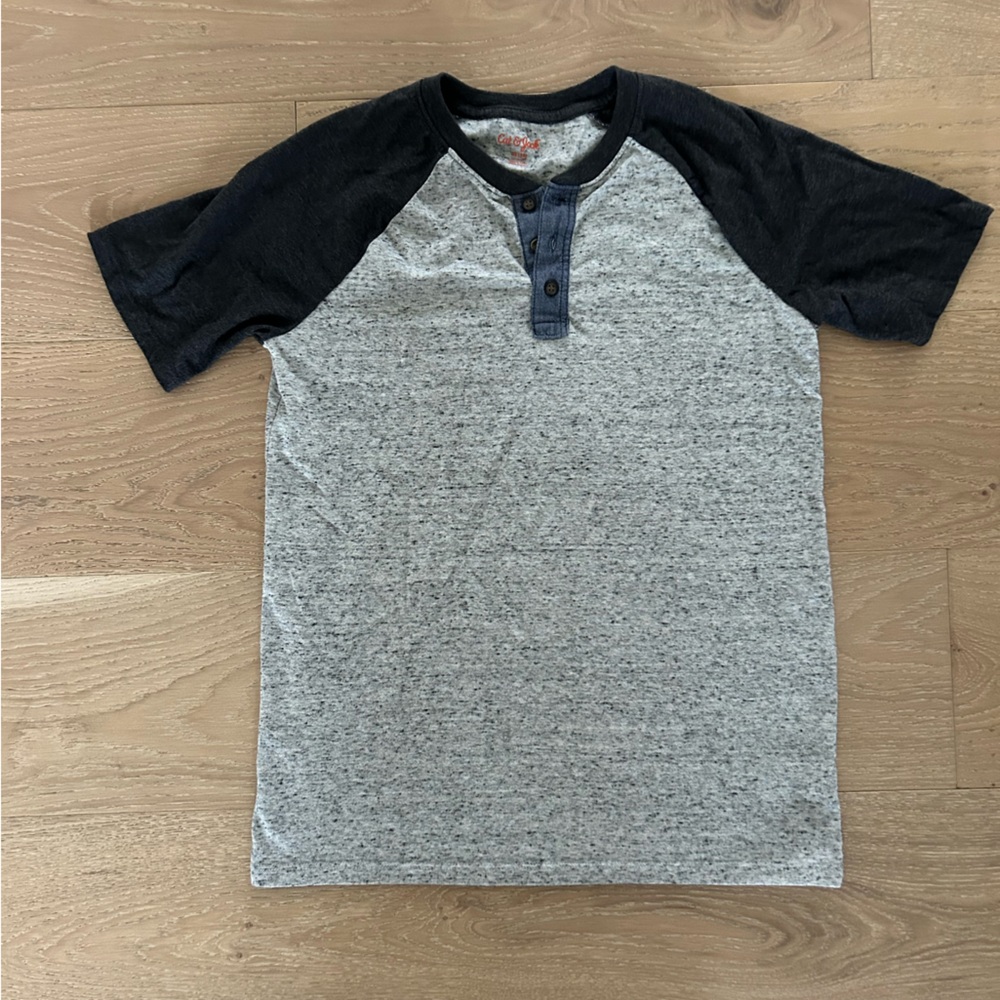 Cat & Jack Gray Body Navy Raglan Henley Tee